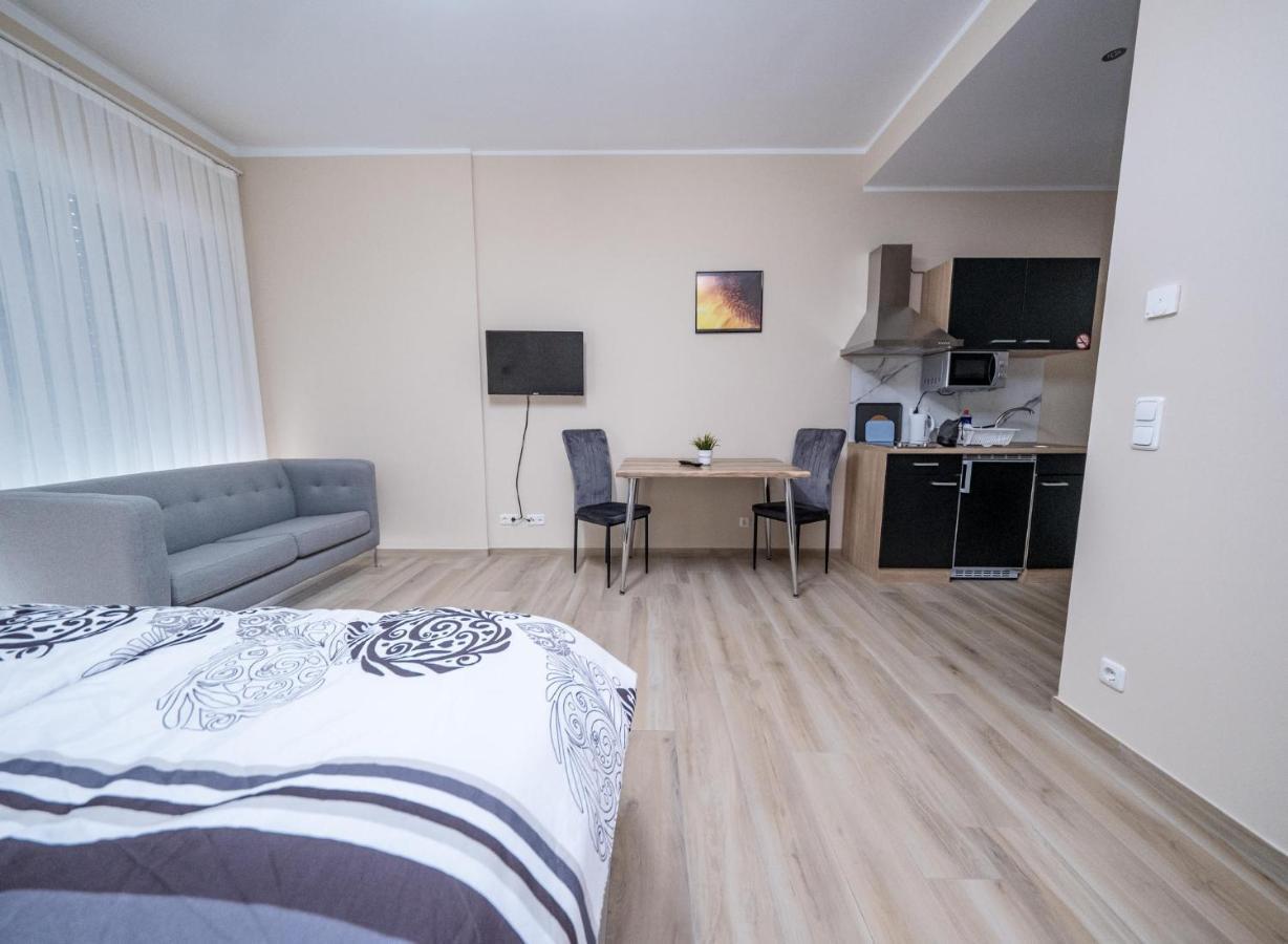 Main Boardinghouse Apartment Erlenbach am Main Bagian luar foto